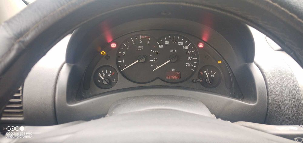 Vând Mașină Opel CORSA C 1.3 ctdi