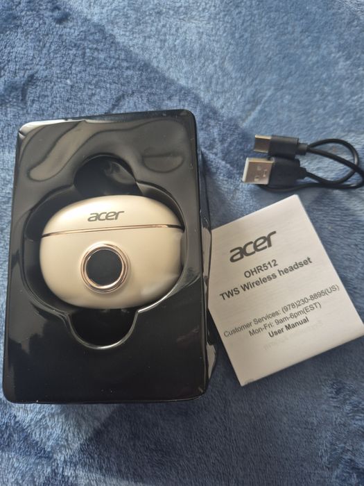Нови безжични слушалки Acer