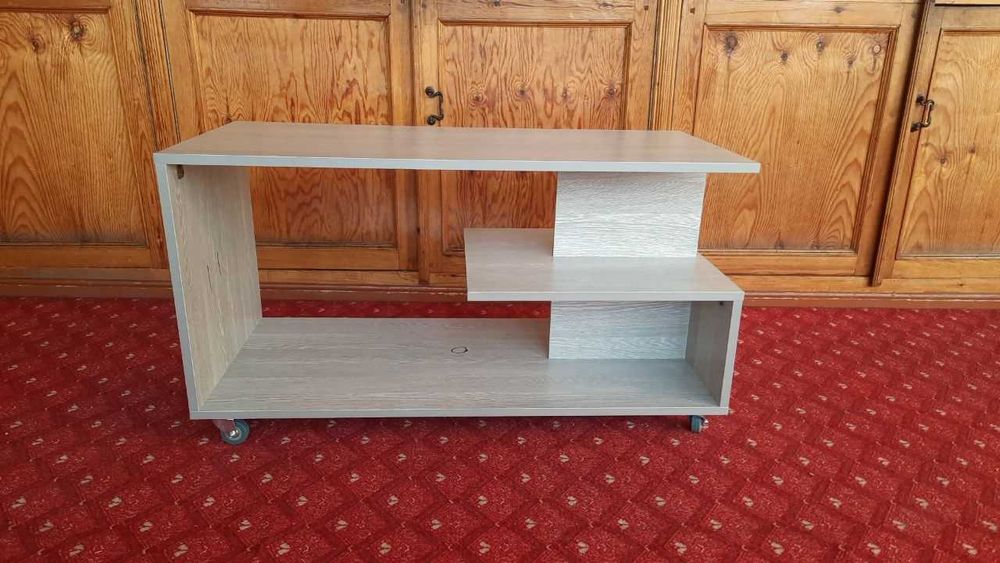 Jurnalniy stol yengi yasalgan