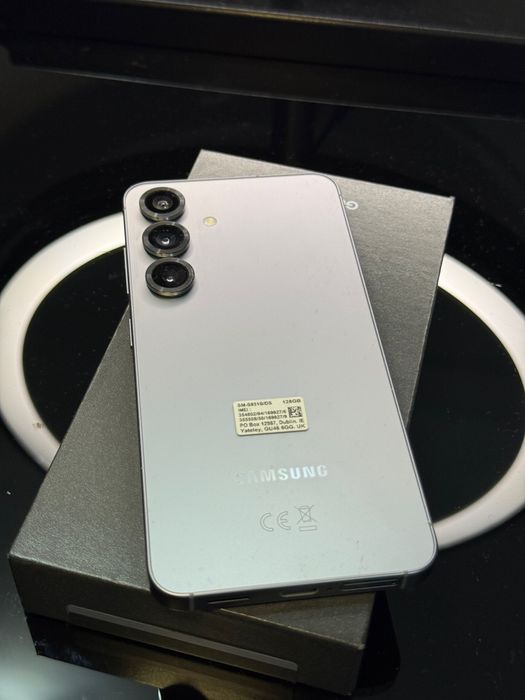Samsung / S25 / 128 GB / Nou