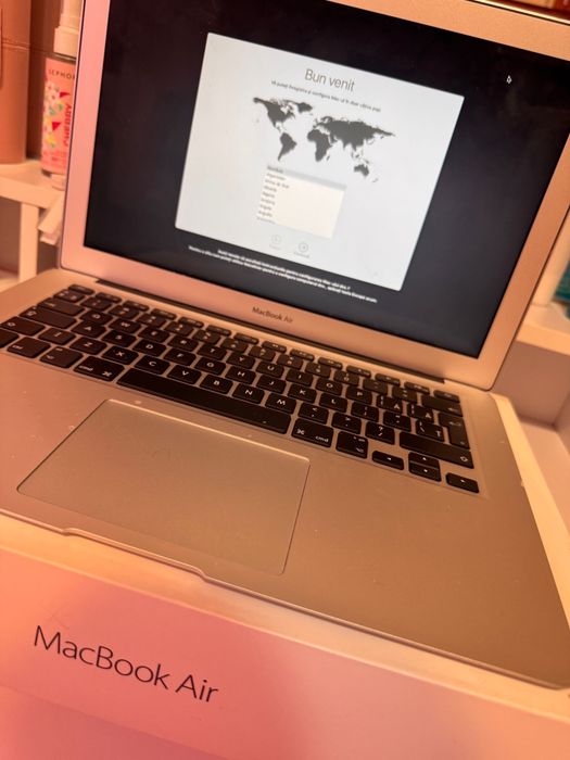 MacBook Air 13 2017 8GBRAM/128GB SSD