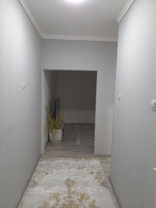 Юнусабод 10.кв 2/1/5 58.кв Срочно квартира