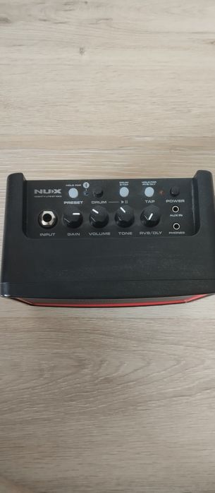 Комбо усилитель nux