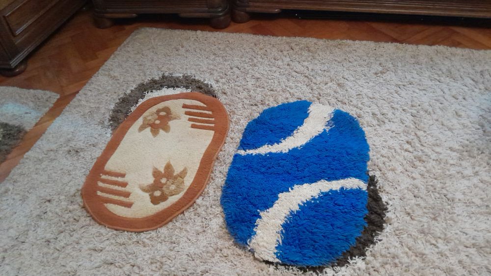 Un covor și doua covorase traverse mici covorul e 150/100