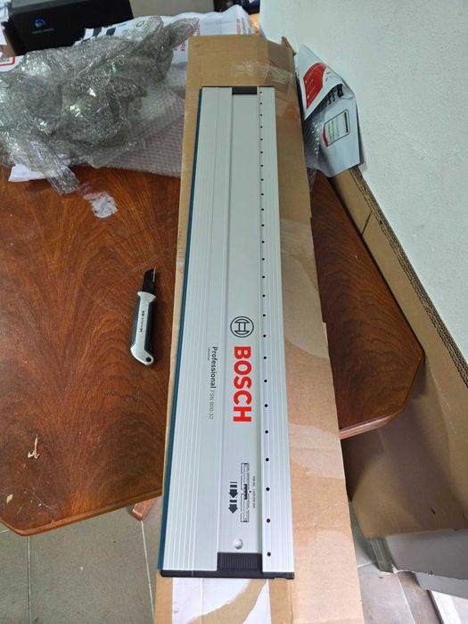 Sina de ghidare pentru freza de lemn Bosch FSN 800-32