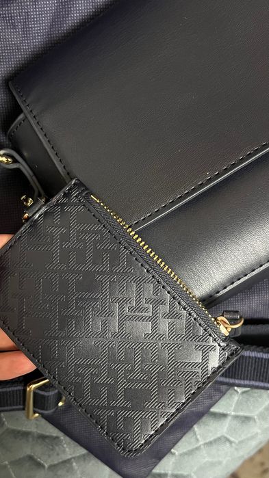 Сумка Tommy Hilfiger