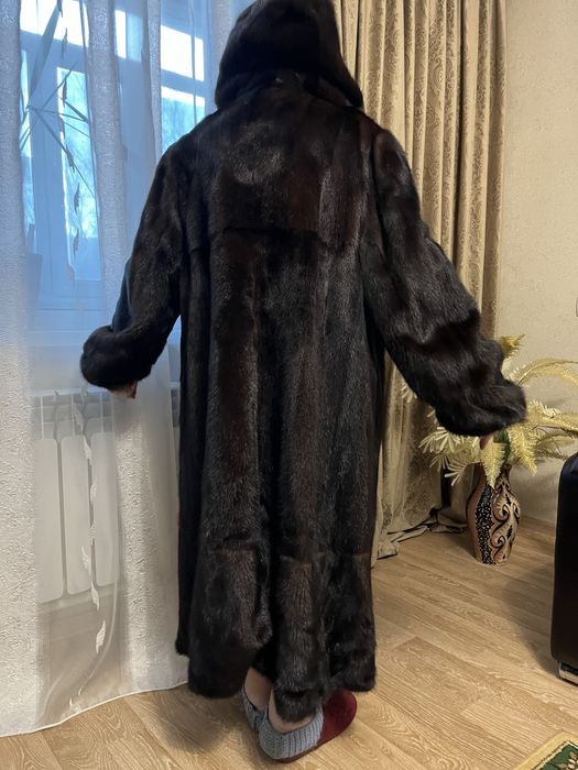 Продам шубу норковая