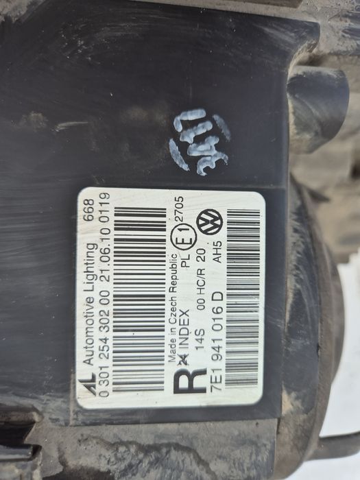 Оригинални Фарове за VW Т5 фейс 2010- 2016