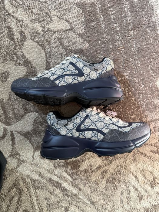 Papuci gucci rhyton