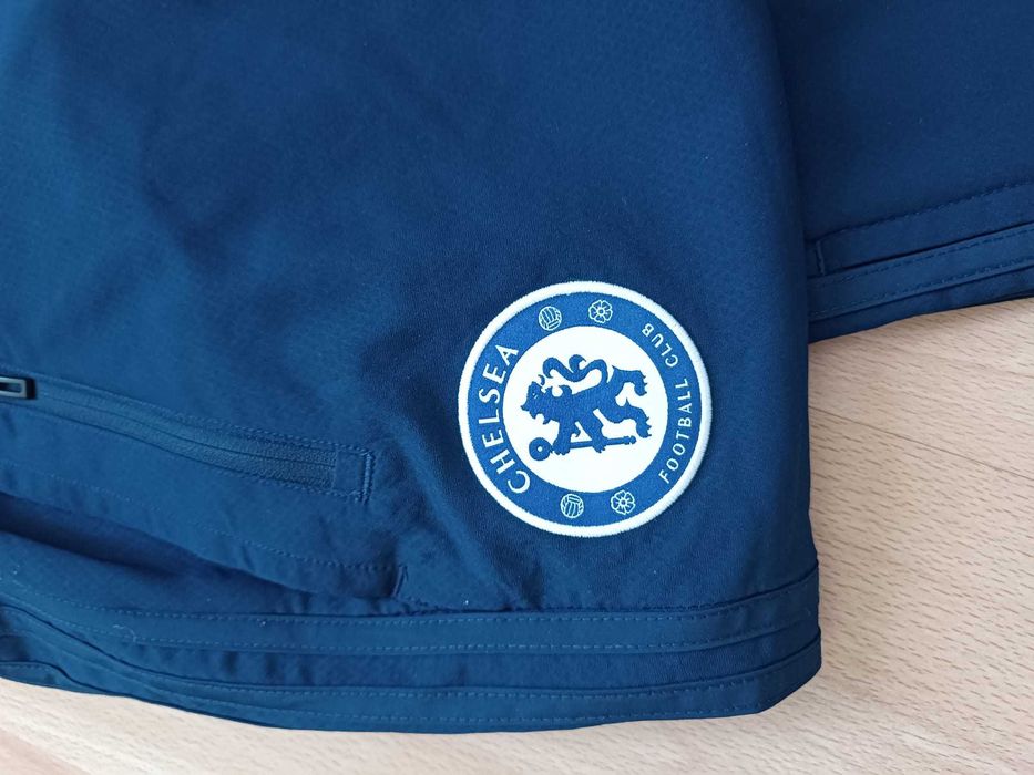 Анцуг (долнище) Адидас Chelsea FC чисто нов с етикет