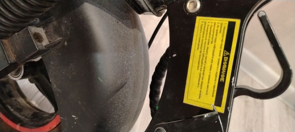 Продам электросамокат