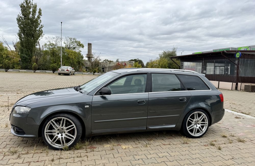 Audi S4 Avant 4.2 V8 (2007) – 344 CP, automat