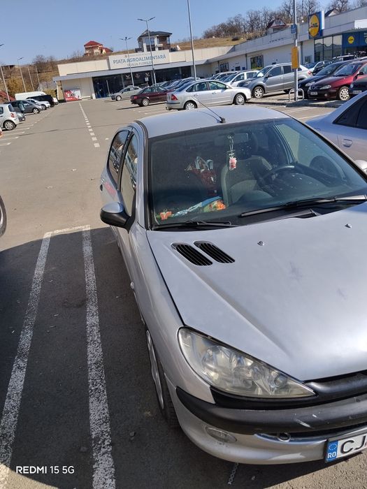 Vând Peugeot 206