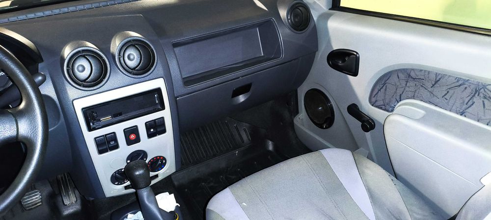 Vand Dacia Logan 1,4 MPI Ambiance 2006