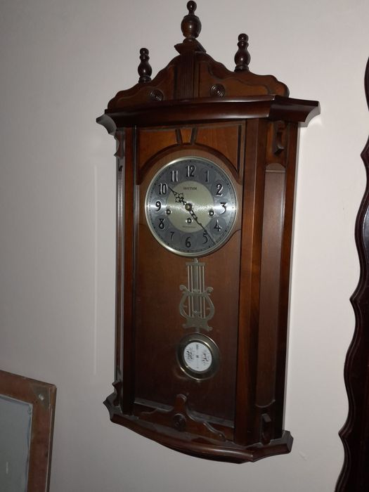 Часы декоративные .