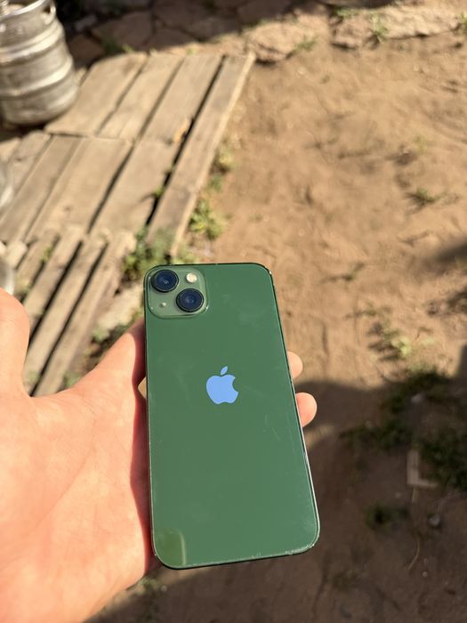 iPhone 13  Green