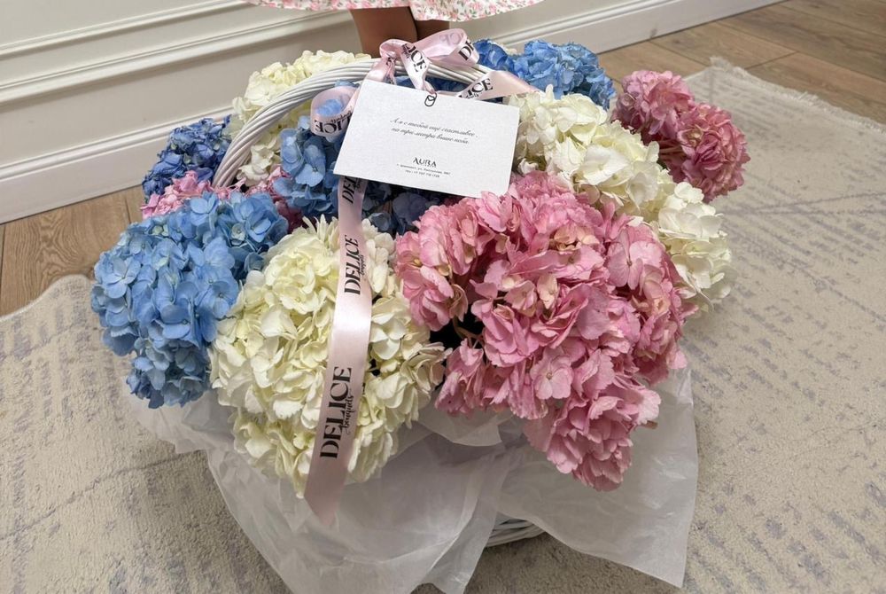 Свежий букет гортензии