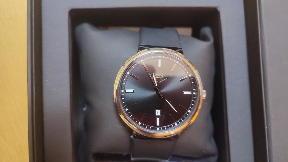 Мъжки часовници НОВИ или в отлично състояние