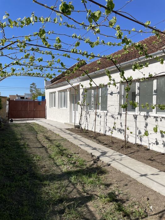 Casa de vanzare