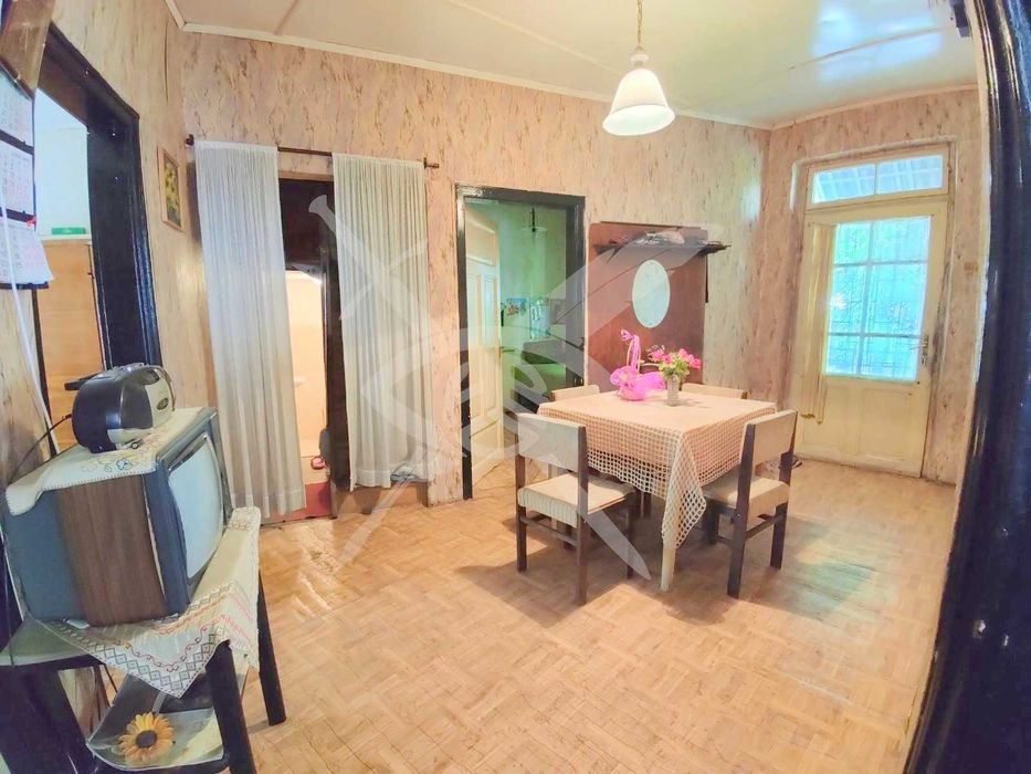Продава се Къща в Карлово - 105 кв.м за 886 €/кв.м - Снимка #3