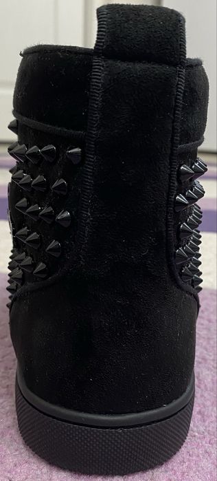 Christian Louboutin Louis Orlato Spikes – mărimea 43  Vând Christian Louboutin Louis Orlato Spikes
