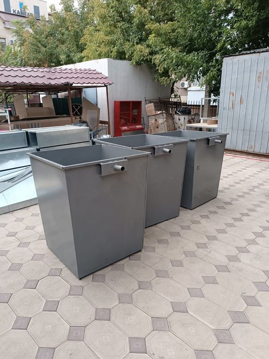 Мусорный бак 0.75куб