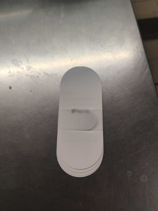 Vând iPhone 16 128 GB UltraMarine 5g