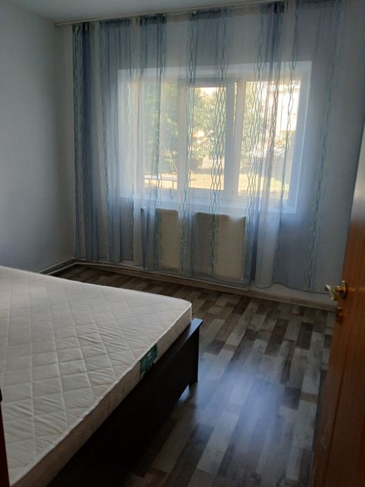 Închiriez apartament