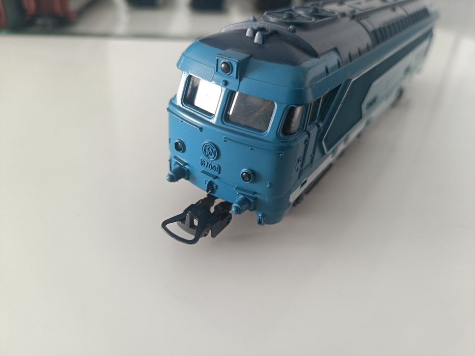 Macheta vagoane trenuleț electric