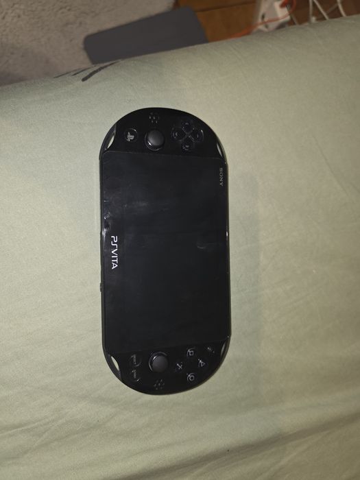 Consola PS vita slim modata 64gb