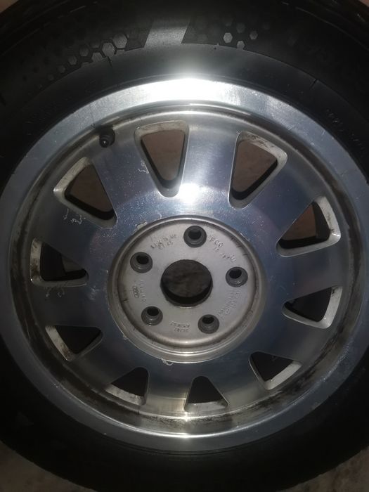 Джанти Ауди 15 5х112 с много добри летни гуми