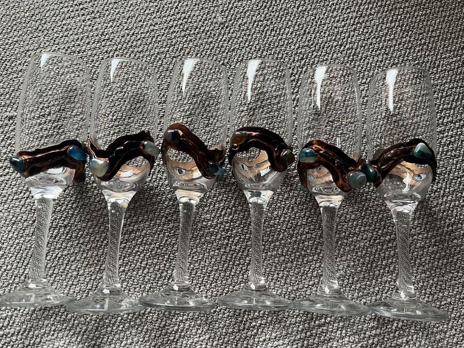 Set 6 pahare, in cutie de lemn
