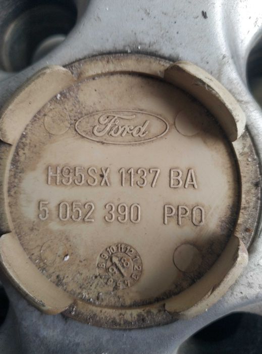 Оригинални алуминиеви джанти за Ford със зимни гуми 205/55R16