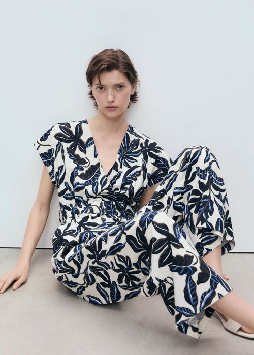 MANGO. XS. Льняной комбинезон с поясом
