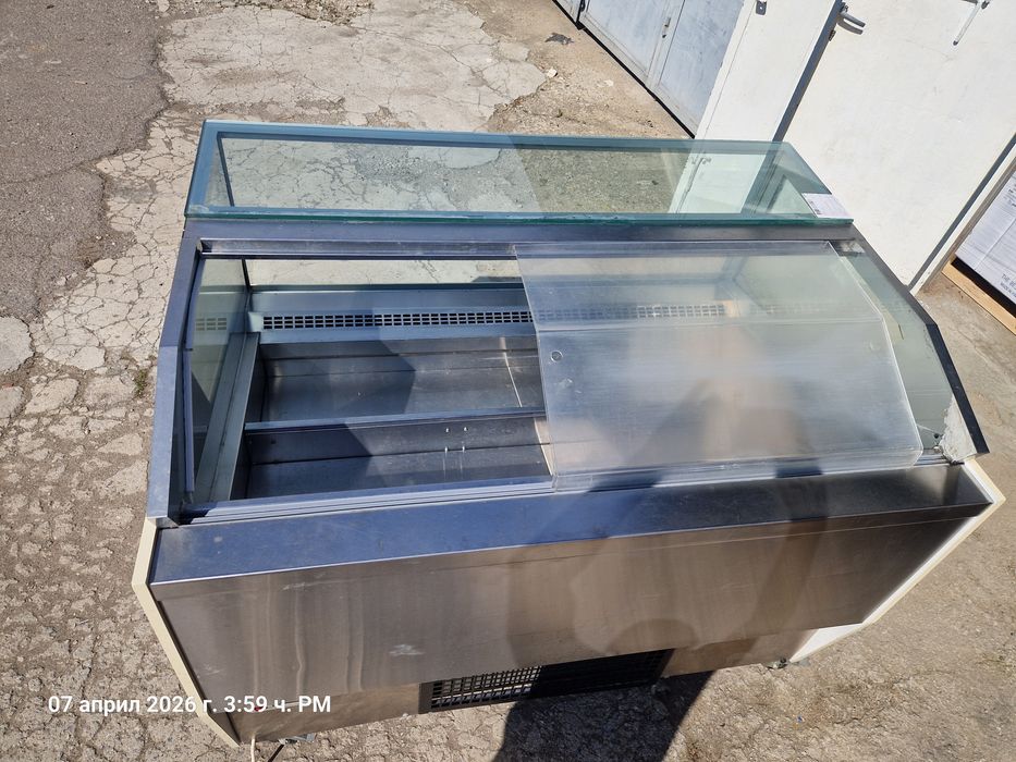 Витрина за сладолед