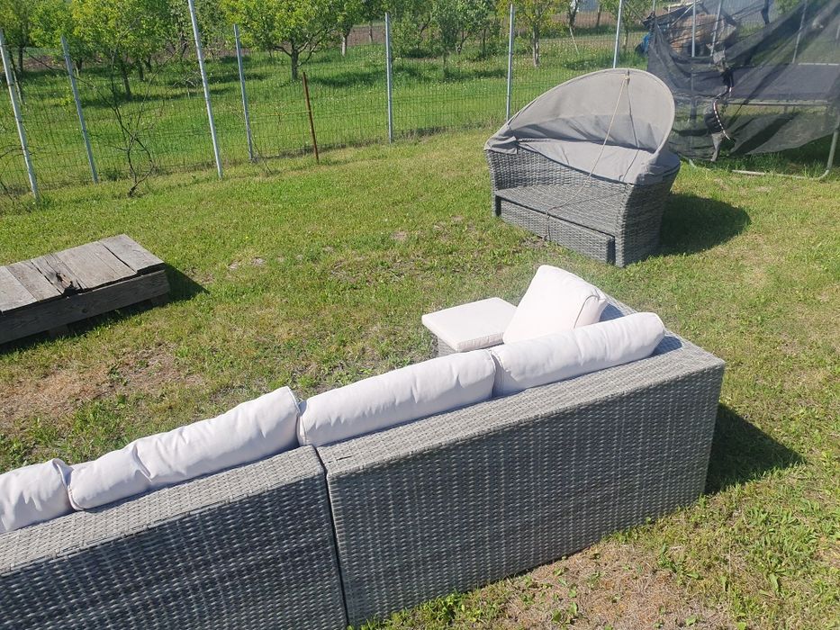 Set exterior poliratan