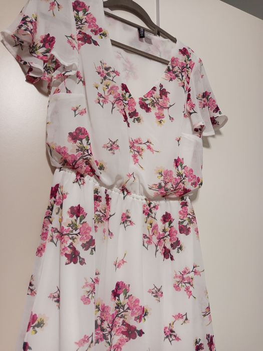 Много запазени рокли