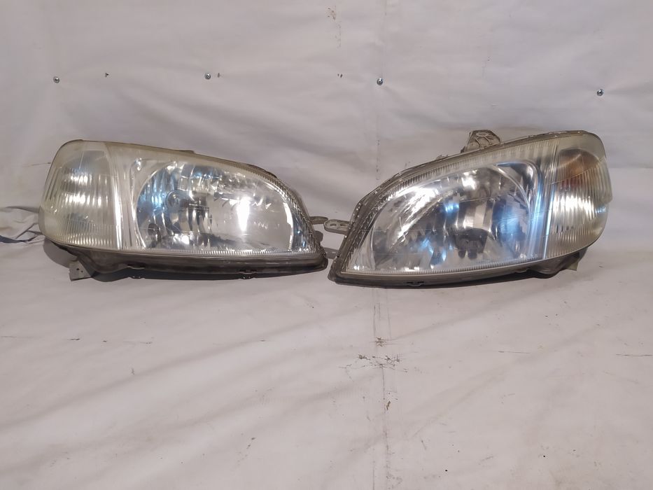 Фары Honda  life