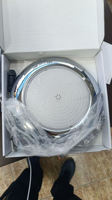 Светильники для бассейна лед