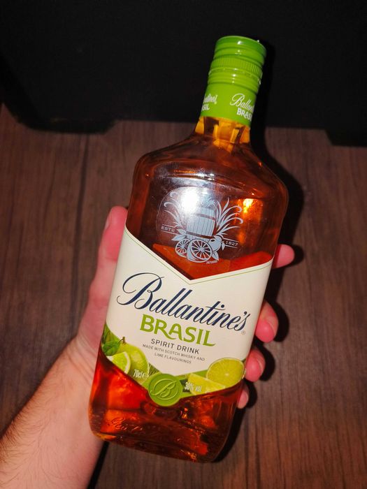 Whisky Ballantine's Brasil, 35%, 0.7l