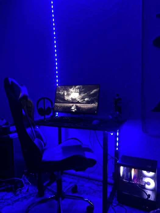 Компьютерный стол