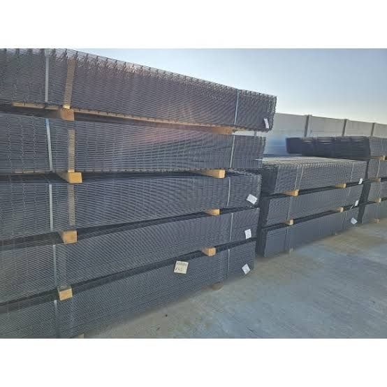 Garduri din plasa burdurata la oferta