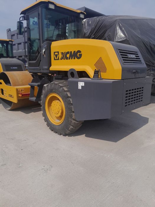 Аренда асфальтный виброкаток .и одновальцовый трамбовочный каток