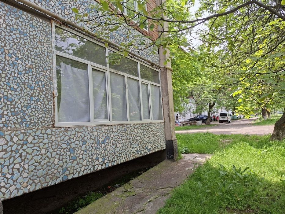 Продаётся 2-комнатная квартира в Дукенте, в удобной локации рядом с ГА