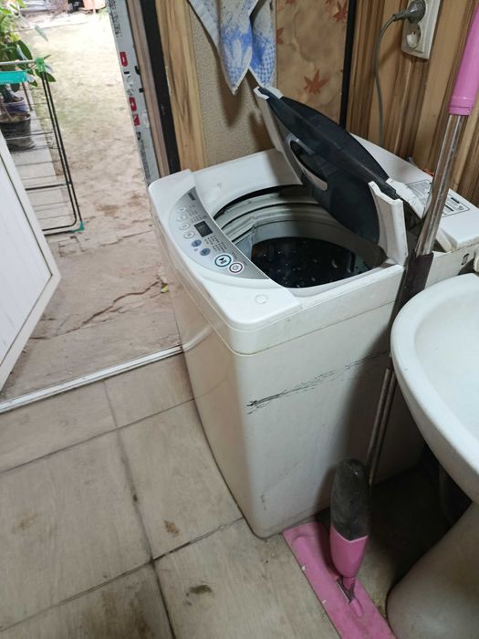Продам стиралку LG