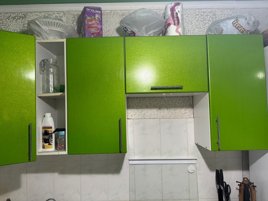 Продам Кухонный гарнитуры