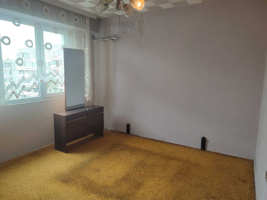 Продава се Тристаен апартамент в Търговище, Запад 2 - 76 кв.м за 873 €/кв.м - Снимка #8