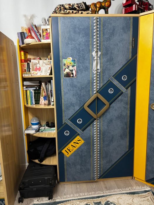 Детский шкаф и кровать