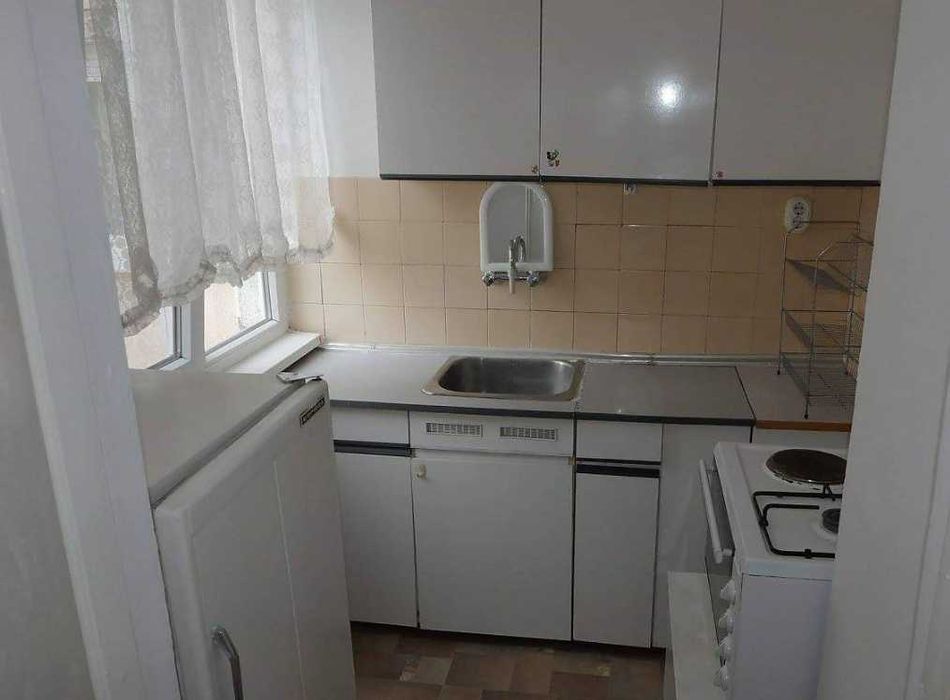 Дава се под наем Тристаен апартамент в Пловдив, Мараша - 85 кв.м за 448.8 € - Снимка #1