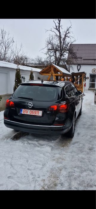 Opel astra J Impecabila